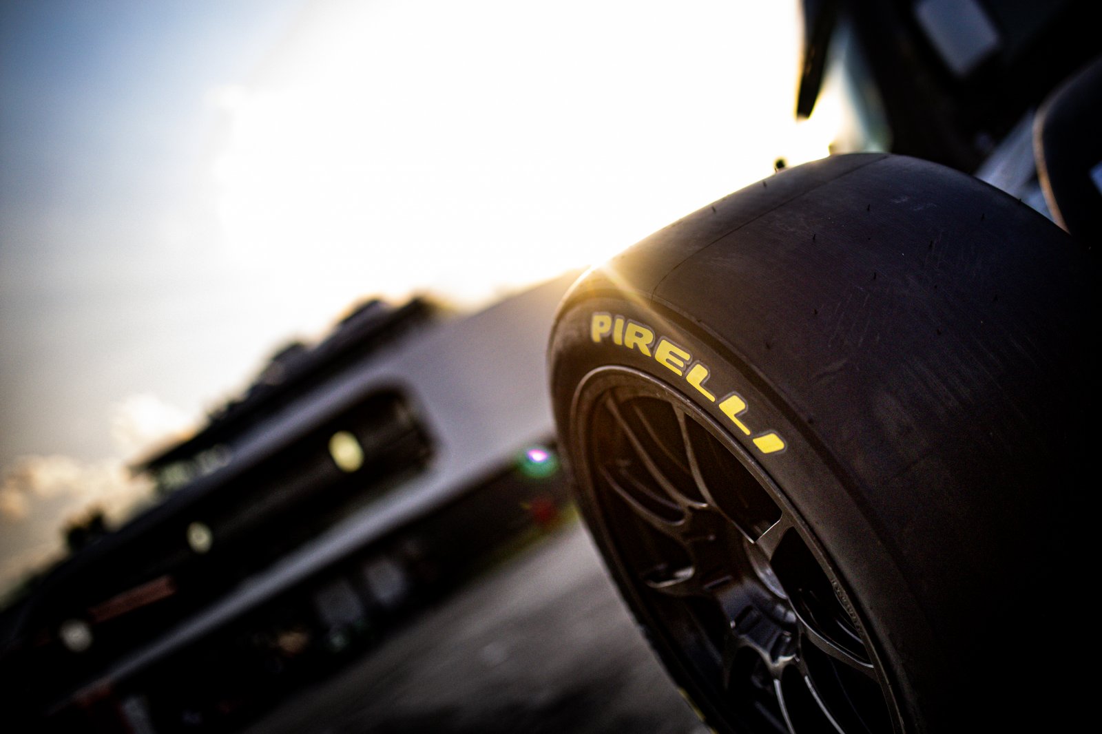 SRO Motorsports Group and Pirelli extend long-standing partnership with new five-year agreement 